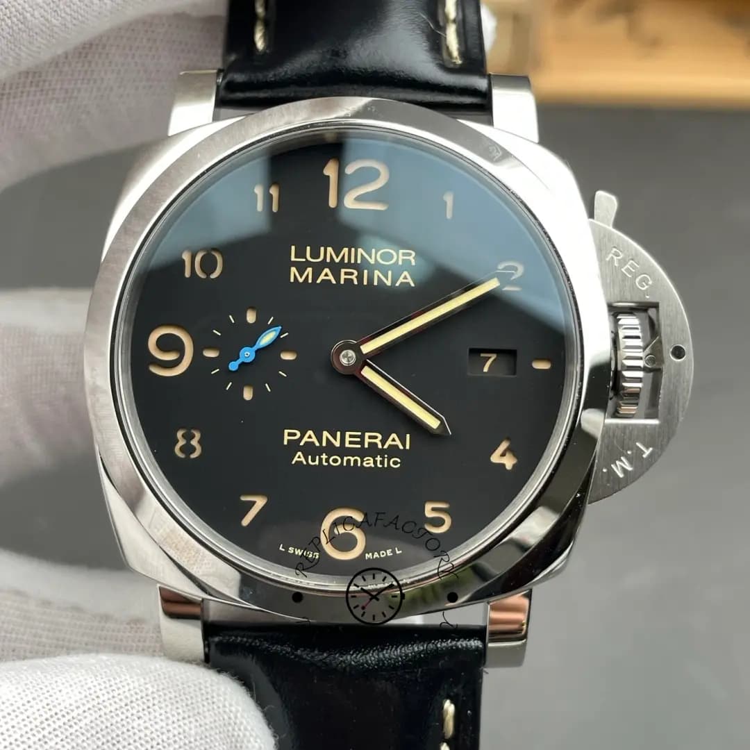 Panerai Luminor Marina 1950 3 Days Automatic PAM01359 Replica 44 Leather Strap — view 1