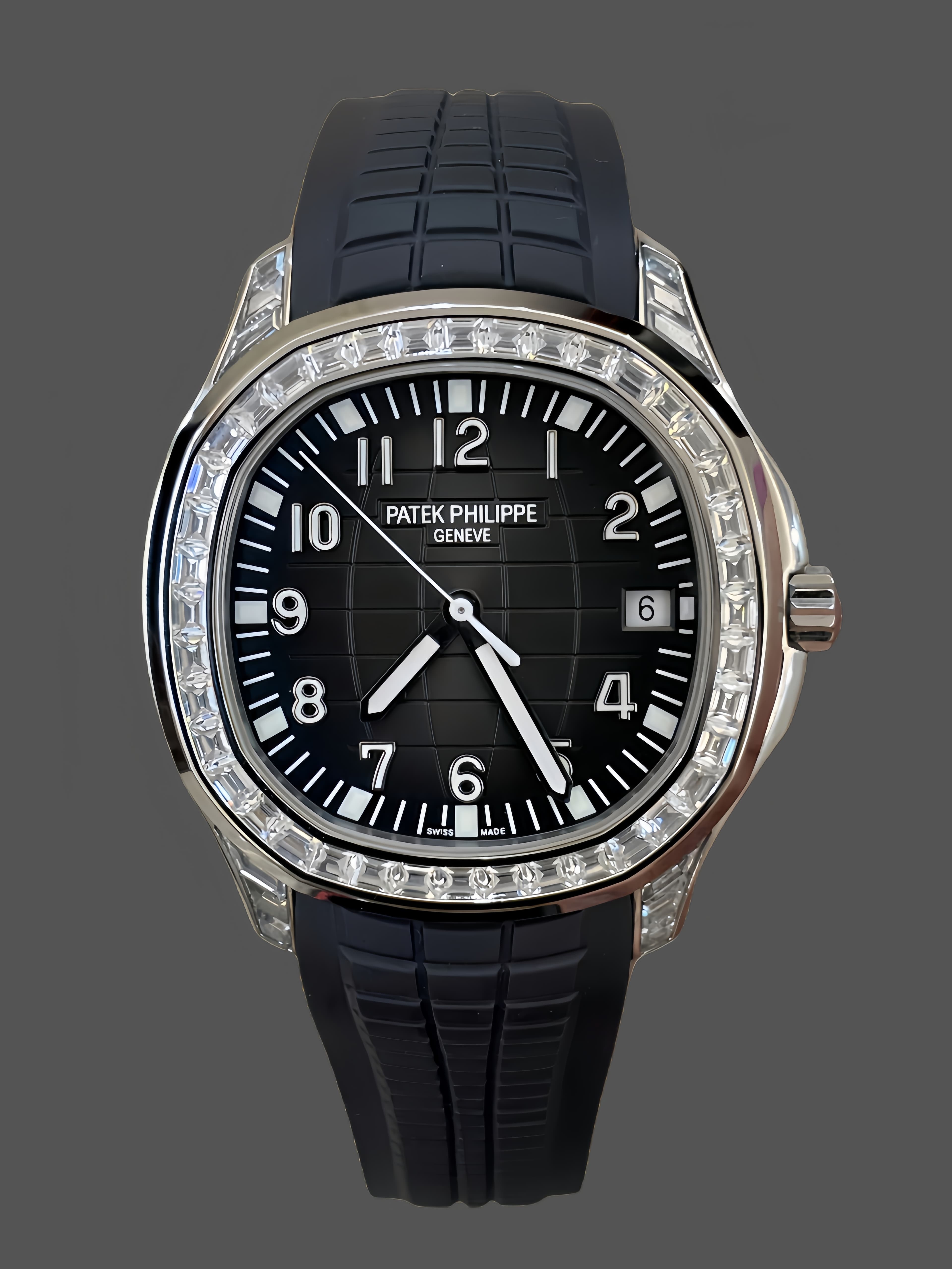 Patek Philippe Aquanaut 5167 300G 010 Black & Green & Brown 40mm — view 1