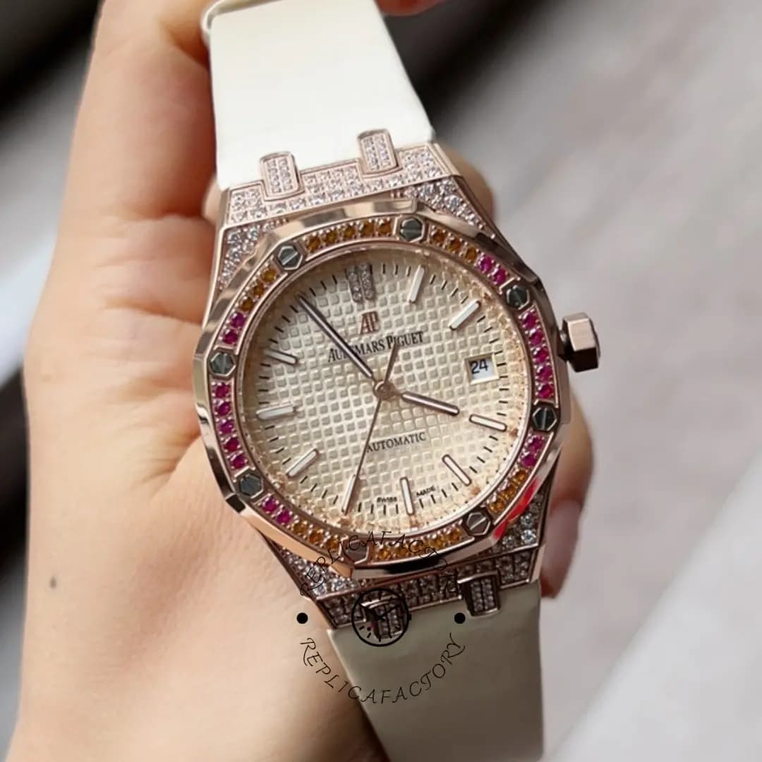 AP 15452OR.ZY.D038VE.01 Replica Royal Oak Rainbow Gemset 37 Beige Dial — view 1