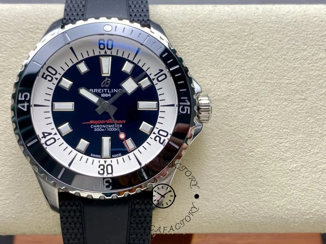 Breitling Superocean Automatic 44 mm A17376211B1S1 1:1 Clone Black Rubber Strap — view 1