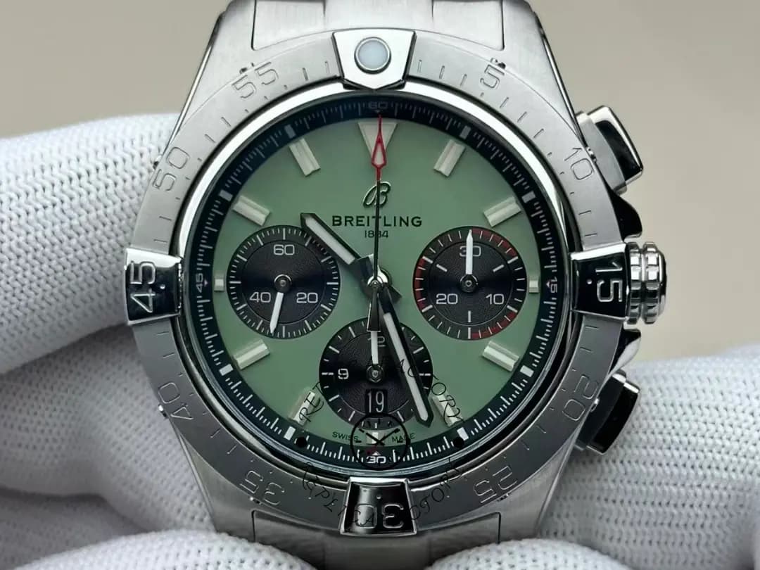 1:1 Clone Breitling Avenger B01 AB0147101L1A1 Chronograph 44mm Men's Watch — view 1