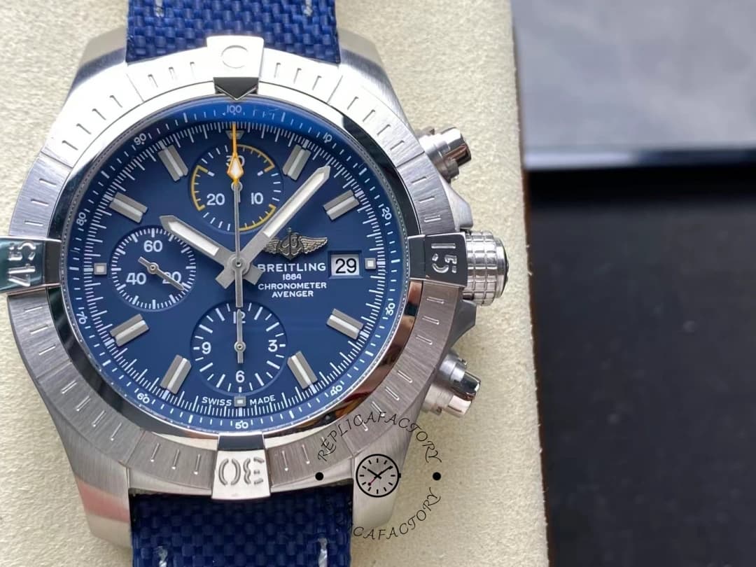 Breitling Avenger Chronograph 45 Blue Men's Sport Watch A13317101C1X1 1:1 Clone — view 1