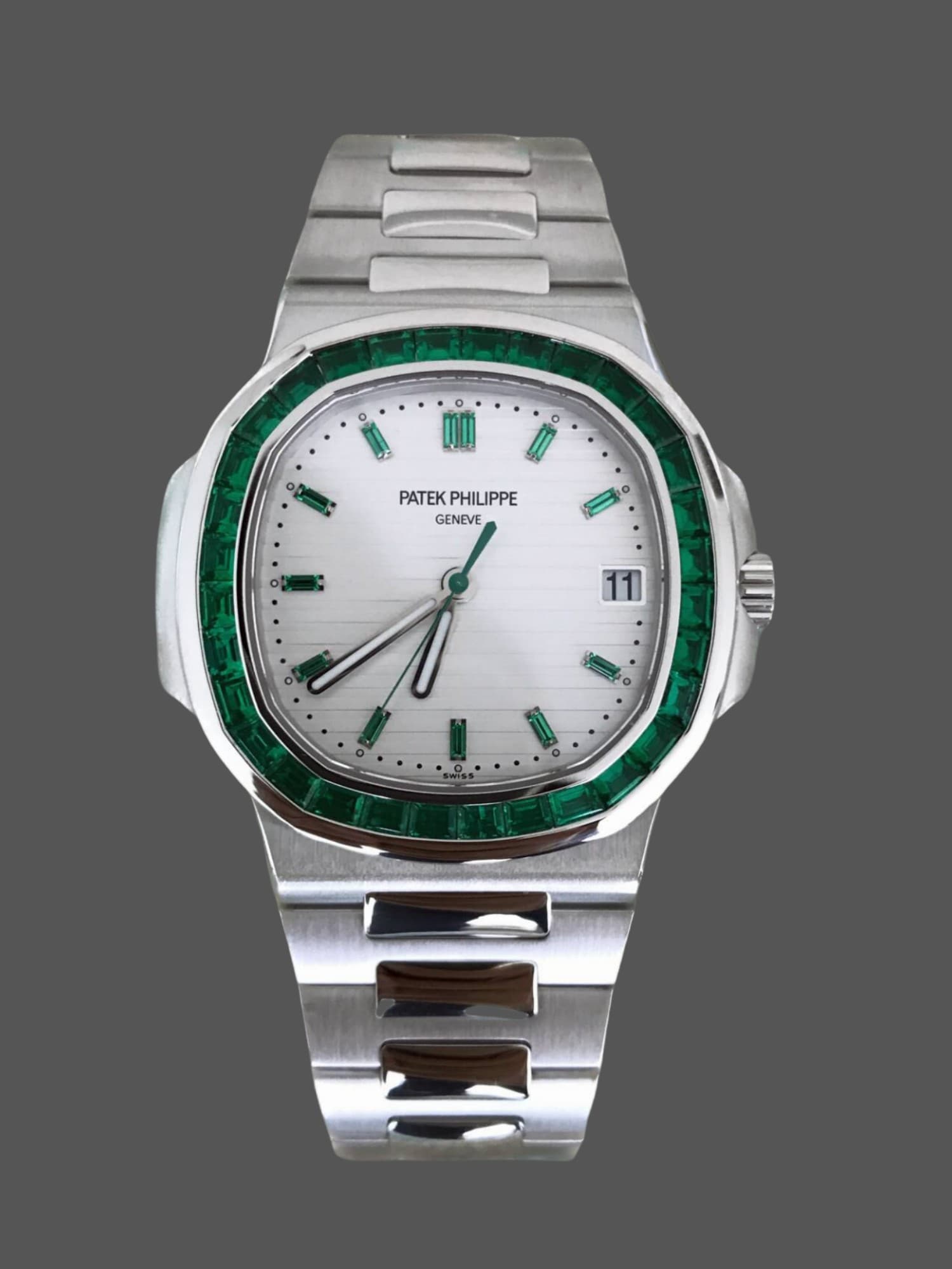 Replica Patek Philippe Nautilus 5711 113P 01 40mm Mens Watch — view 1